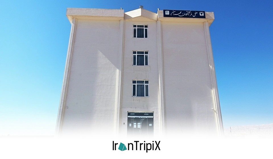 Farahikhtegan Hotel Mehran