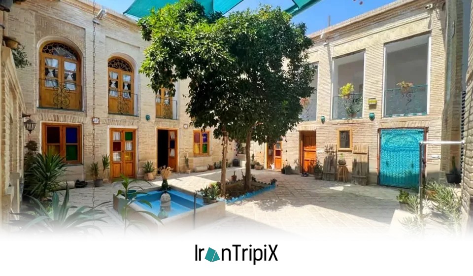 Haft Ganj Traditional Stay Shiraz