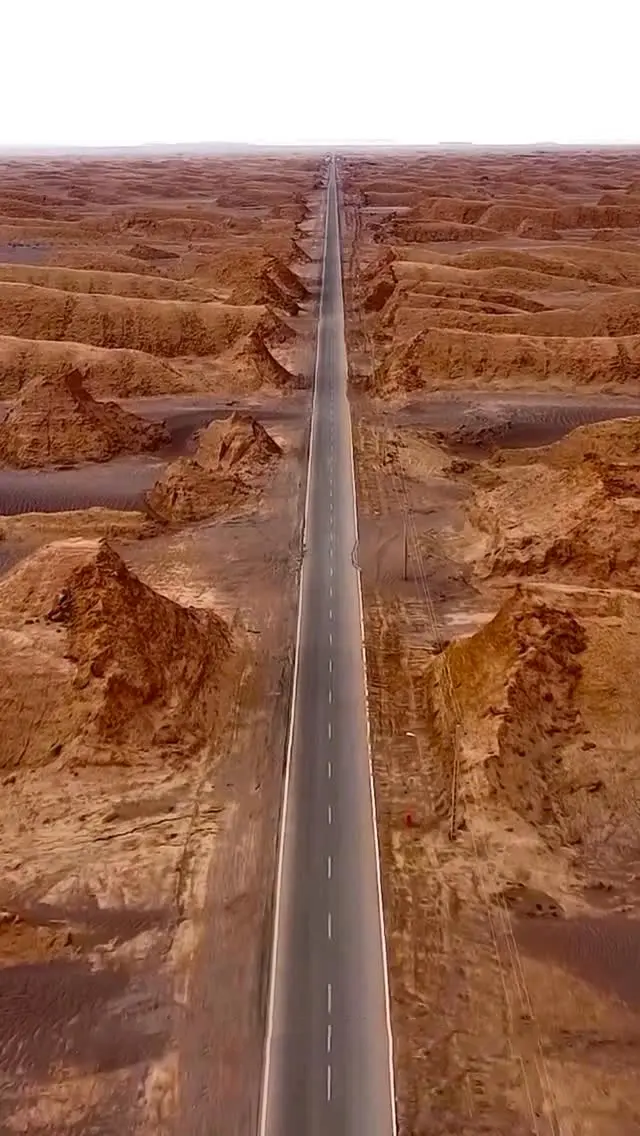 Lut Desert . Iran